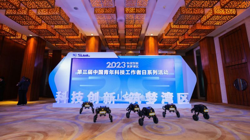 知识图谱标准化建设的路径与实践